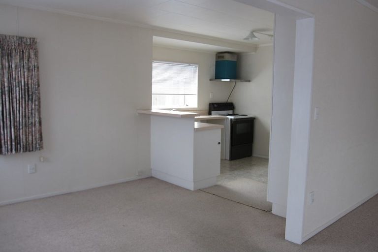 Photo of property in 2/63 Trafalgar Street, Waterloo, Lower Hutt, 5011