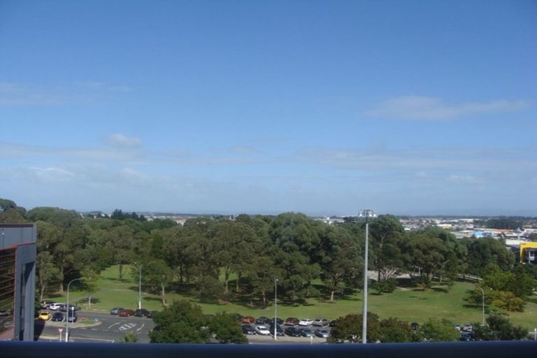 Photo of property in Proximity Apartments, 1507/17 Osterley Way, Manukau, Auckland, 2104