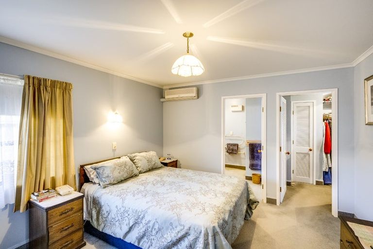 Photo of property in 32 Kotuku Place, Taradale, Napier, 4112