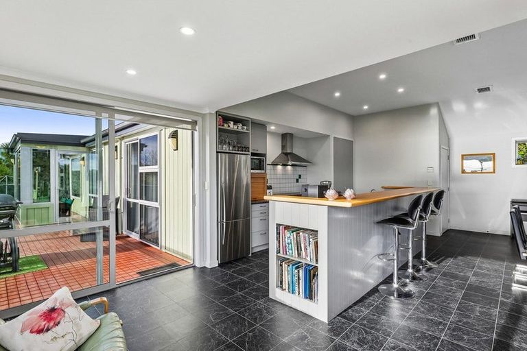 Photo of property in 30 Oxley Crescent, Broad Bay, Dunedin, 9014