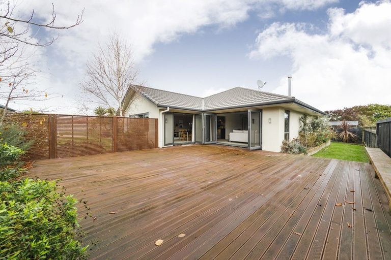 Photo of property in 5 Boronia Court, Milson, Palmerston North, 4414