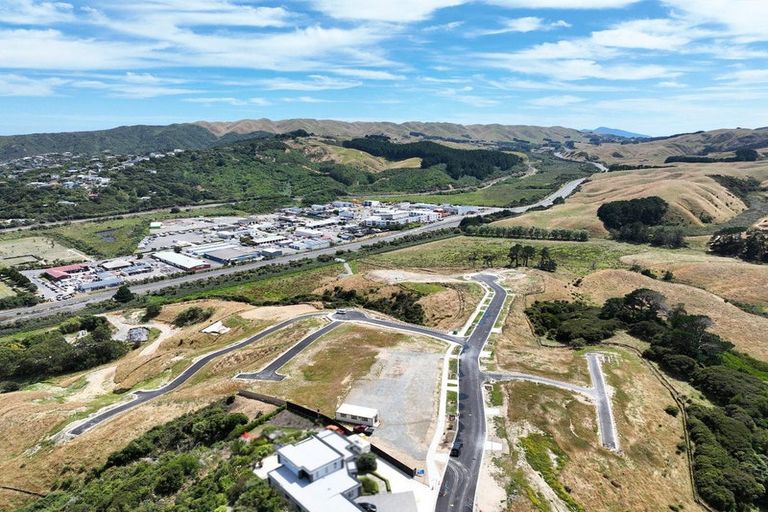 Photo of property in 76 Mo Street, Plimmerton, Porirua, 5026