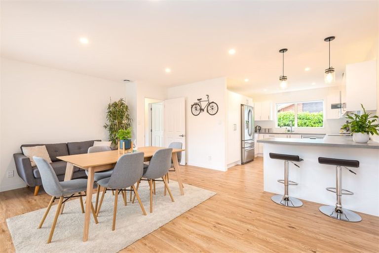 Photo of property in 36 Mauger Drive, Heathcote Valley, Christchurch, 8022