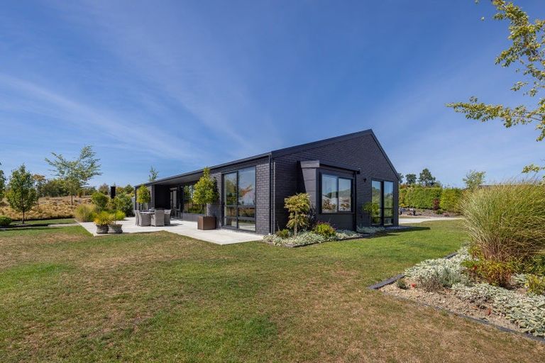 Photo of property in 10 Kohuhu Lane, Redwood Valley, 7081