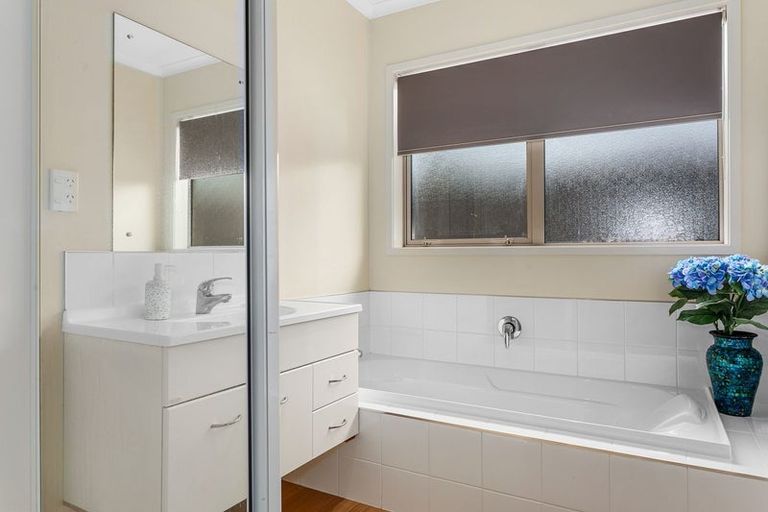 Photo of property in 14 Omega Place, Coastlands, Whakatane, 3120