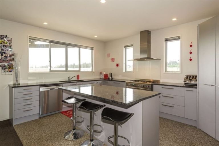 Photo of property in 61 Loburn Whiterock Road, Loburn, Rangiora, 7472