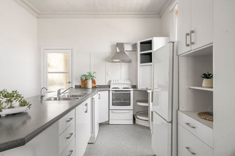 Photo of property in 61 Wesley Street, South Dunedin, Dunedin, 9012