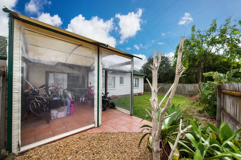 Photo of property in 66b Dundale Avenue, Blockhouse Bay, Auckland, 0600