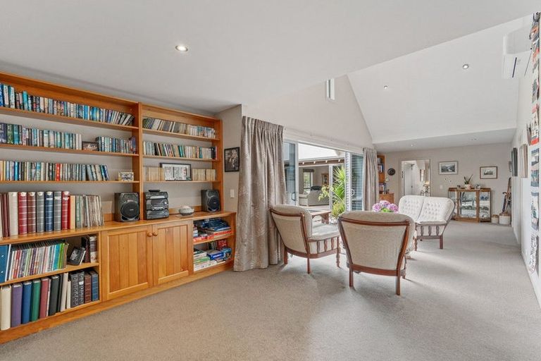 Photo of property in 22 Irwin Logan Drive, Mosgiel, 9024