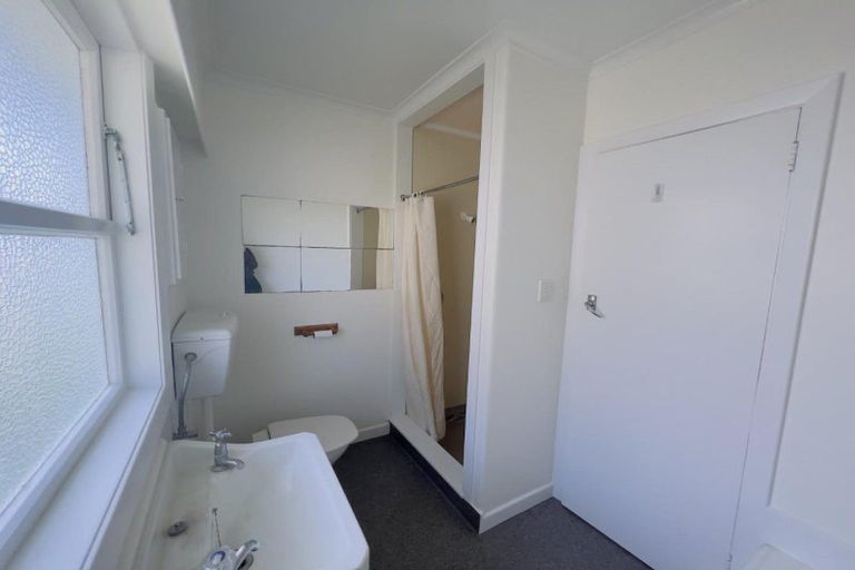 Photo of property in 34 Parsons Street, Saint Johns Hill, Whanganui, 4501