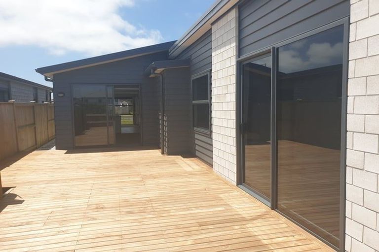 Photo of property in 4 Tomairangi Crescent, Pukekohe, 2120