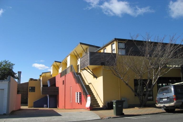 Photo of property in 2j Hatton Street, Karori, Wellington, 6012