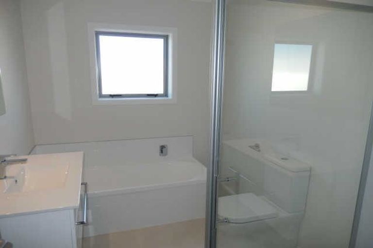 Photo of property in 33 Tennille Street, Flagstaff, Hamilton, 3210