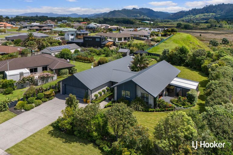 Photo of property in 131 Koutunui Road, Athenree, Katikati, 3177