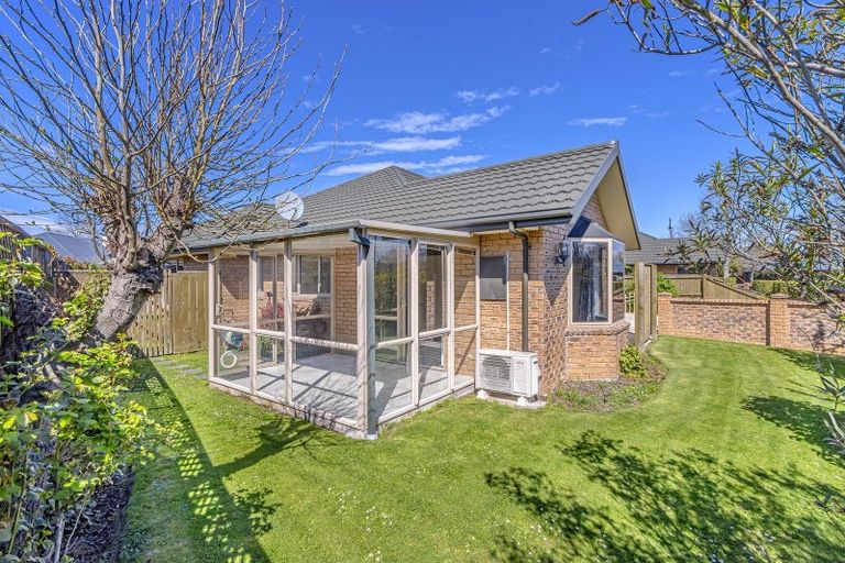 Photo of property in 46 Glasnevin Drive, Casebrook, Christchurch, 8051