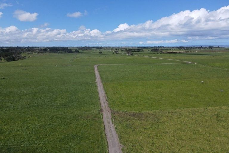 Photo of property in 189 Namu Road, Opunake, 4681