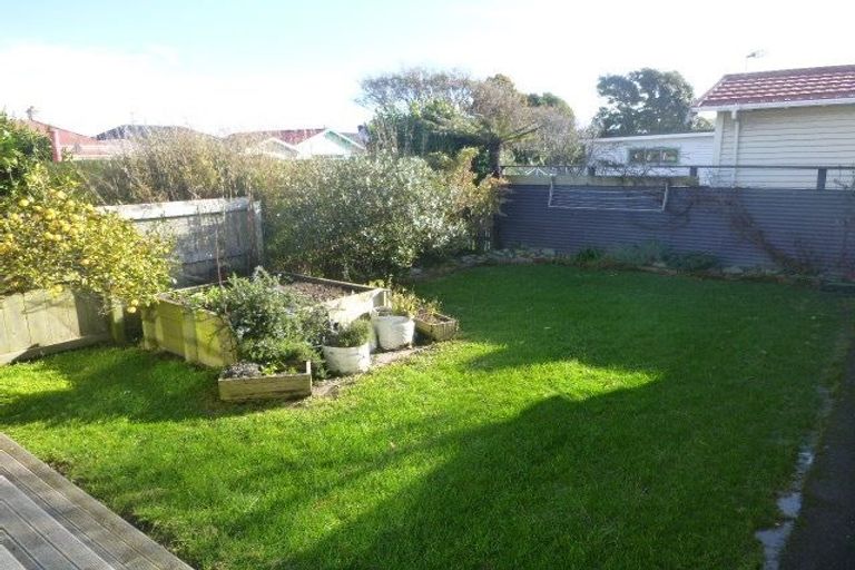 Photo of property in 73 William Street, Petone, Lower Hutt, 5012