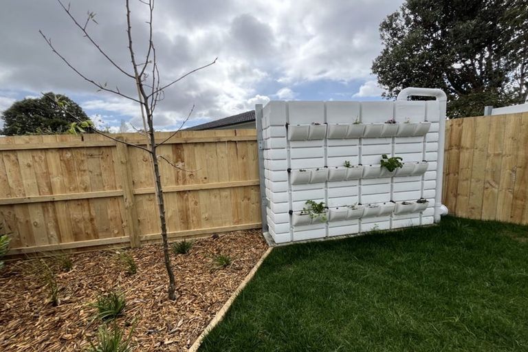 Photo of property in 12a Greenock Road, Ranui, Auckland, 0612