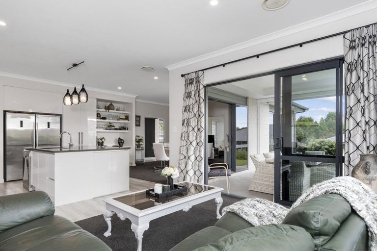 Photo of property in 5 Gumtree Lane, Omokoroa, 3114