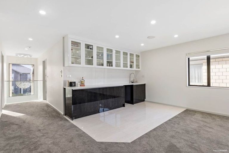 Photo of property in 12 Fong Road, Flat Bush, Auckland, 2019