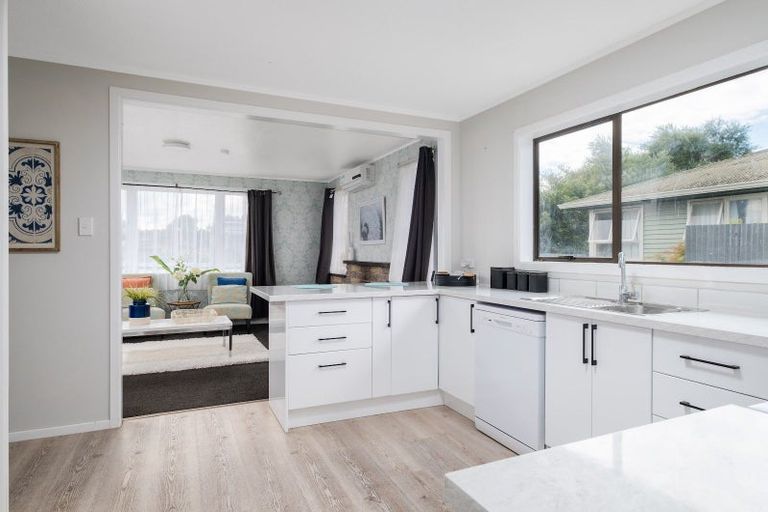 Photo of property in 42 Lytton Road, Riverdale, Gisborne, 4010