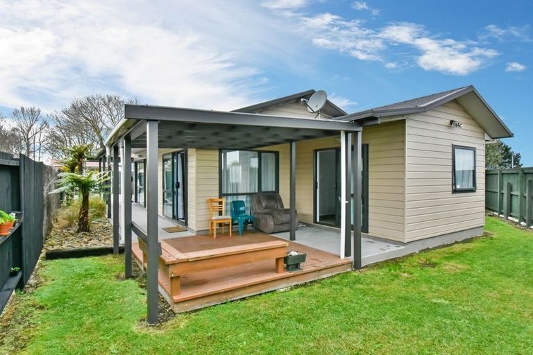 Photo of property in 4a Cathay Lane, Takanini, 2112