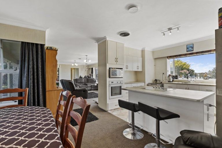 Photo of property in 24 High Street South, Eltham, 4322