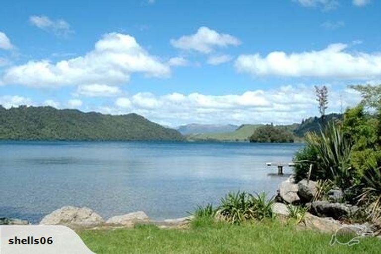 Photo of property in 17 Millar Road, Lake Okareka, Rotorua, 3076