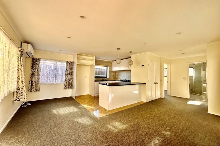 Photo of property in 109 Everglade Drive, Totara Heights, Auckland, 2105