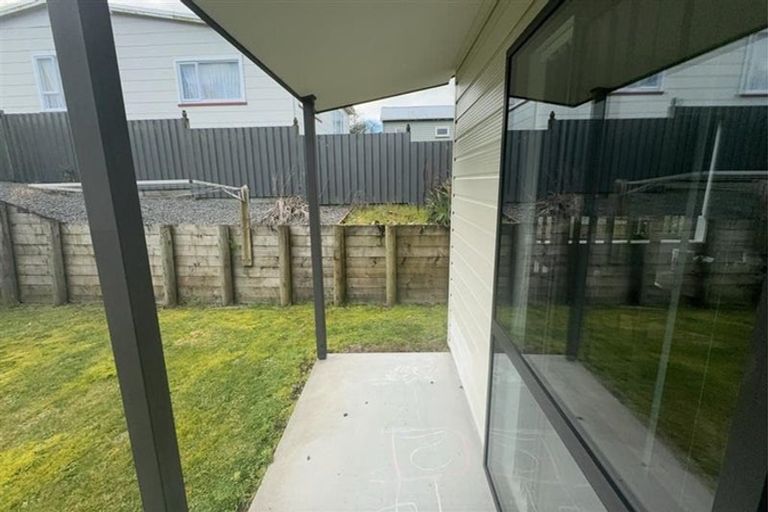 Photo of property in 238 Bridge Street, Eltham, 4322