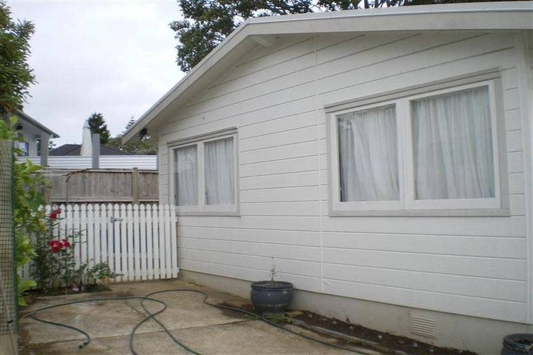 Photo of property in 32a Andrew Road, Howick, Auckland, 2010
