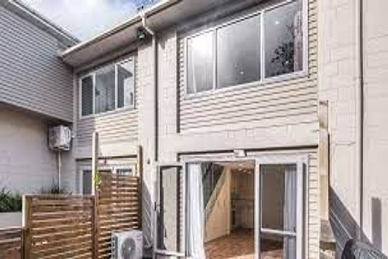 Photo of property in 4/14 Waipa Street, Birkenhead, Auckland, 0626