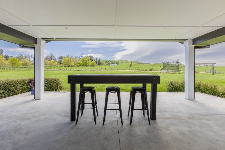 Photo of property in 102 Lindsay Road, Waipukurau, 4283