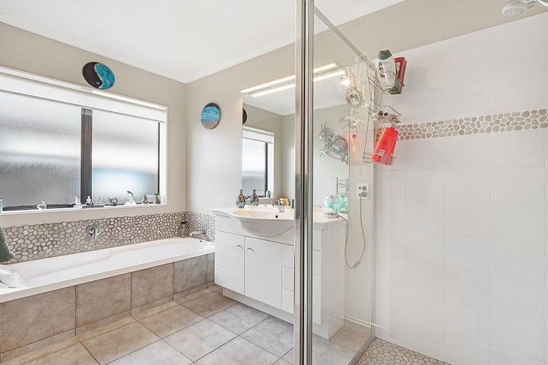 Photo of property in 4 Satori Key, Papamoa Beach, Papamoa, 3118