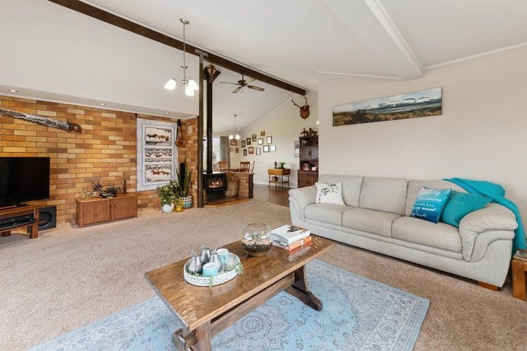 Photo of property in 73 Jackson Road, Hamurana, Rotorua, 3096