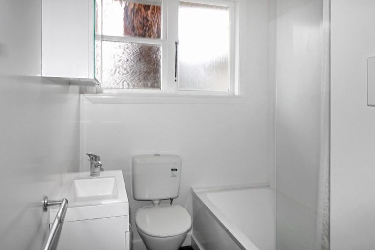 Photo of property in 1162 Taita Drive, Taita, Lower Hutt, 5011