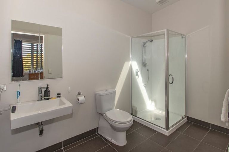 Photo of property in The Terraces, 22/9 Humber Street, Pandora, Napier, 4110