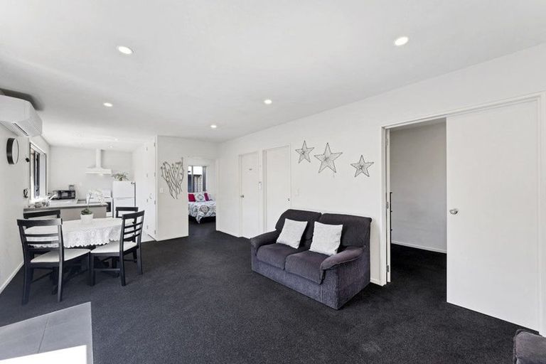 Photo of property in 2a Ferndown Lane, Bromley, Christchurch, 8062