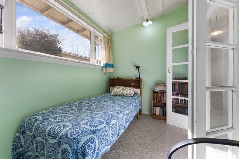 Photo of property in 20 Ngaio Street, West End, Palmerston North, 4412