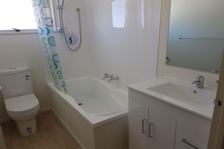 Photo of property in 2/72 Fairfield Avenue, Addington, Christchurch, 8024