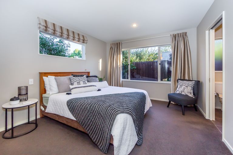 Photo of property in 11a Galway Avenue, Bryndwr, Christchurch, 8052