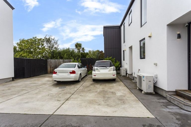 Photo of property in 1/130 Olliviers Road, Phillipstown, Christchurch, 8011