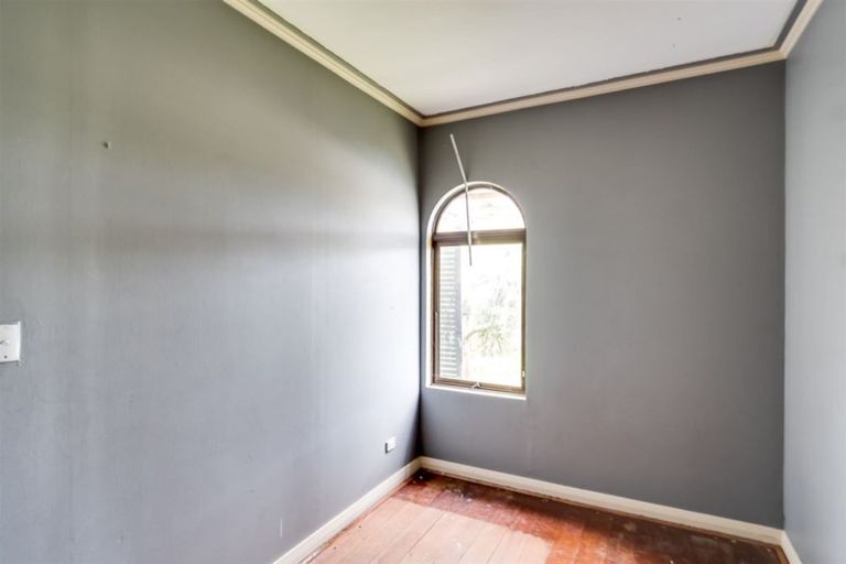 Photo of property in 3 Anzac Avenue, Onekawa, Napier, 4110