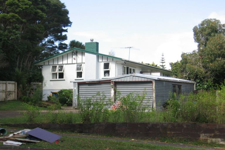 Photo of property in 97 Sabulite Road, Kelston, Auckland, 0602