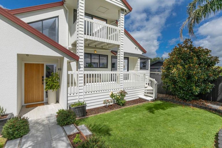 Photo of property in 15 East Avenue, Manly, Whangaparaoa, 0930