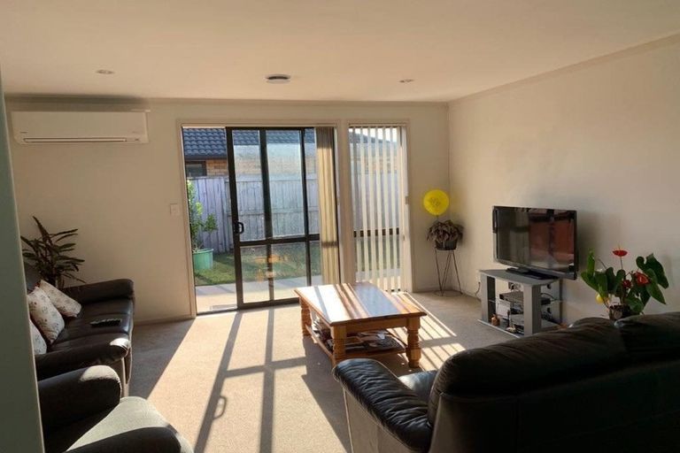 Photo of property in 111 Doncaster Drive, Papamoa Beach, Papamoa, 3118