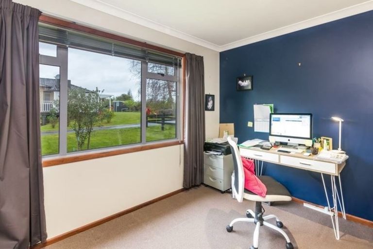 Photo of property in 1 Warren Fisher Grove, Rangatira Park, Taupo, 3330