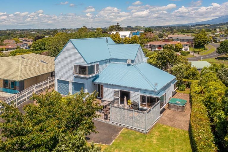 Photo of property in 12a Bronte Place, Whalers Gate, New Plymouth, 4310