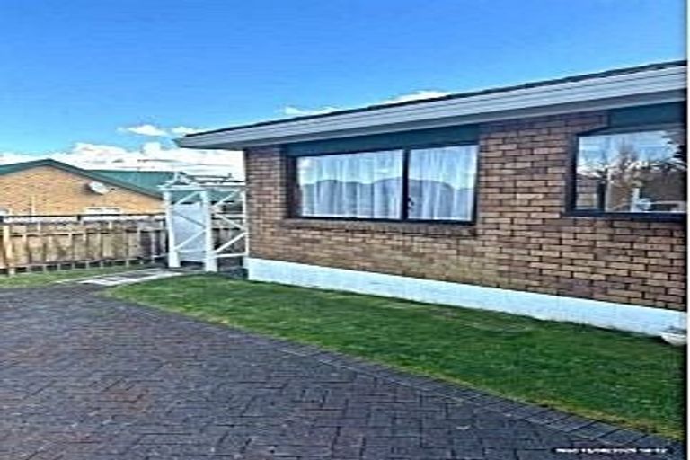 Photo of property in 55a Queen Street, Pukekohe, 2120
