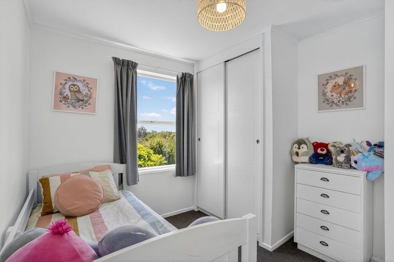 Photo of property in 85 Kia Ora Road, Beach Haven, Auckland, 0626